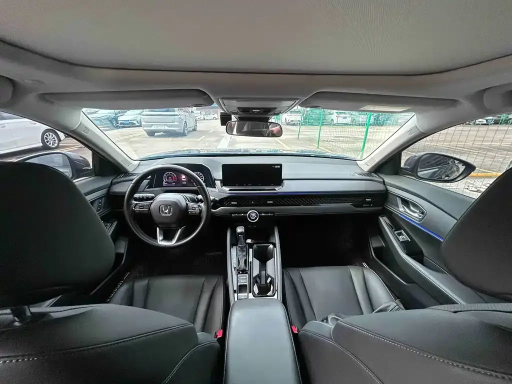 Honda Accord — фото 2