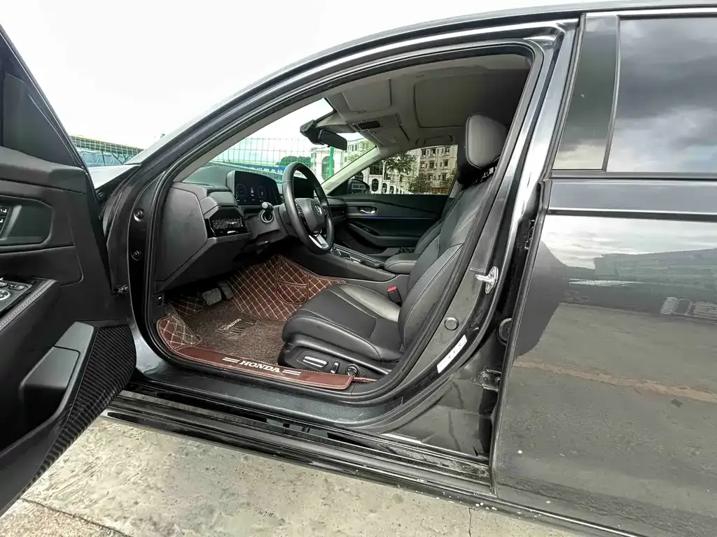 Honda Accord — фото 5