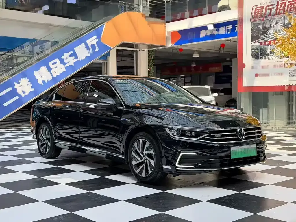 Volkswagen Magotan GTE PHEV 2023 из CN, фото 8
