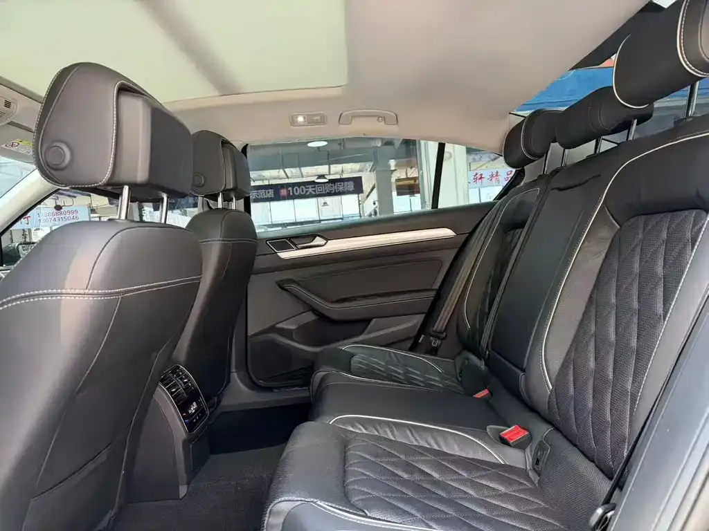 Volkswagen Magotan GTE PHEV 2023 из CN, фото 4