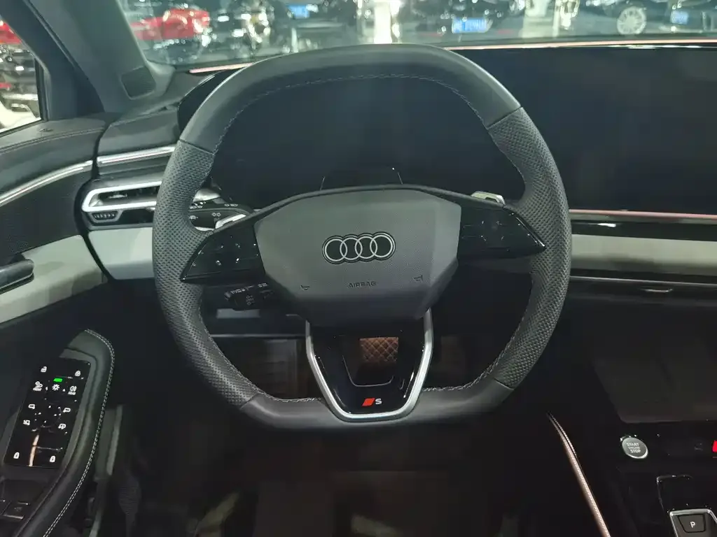 Audi A5L — фото 2