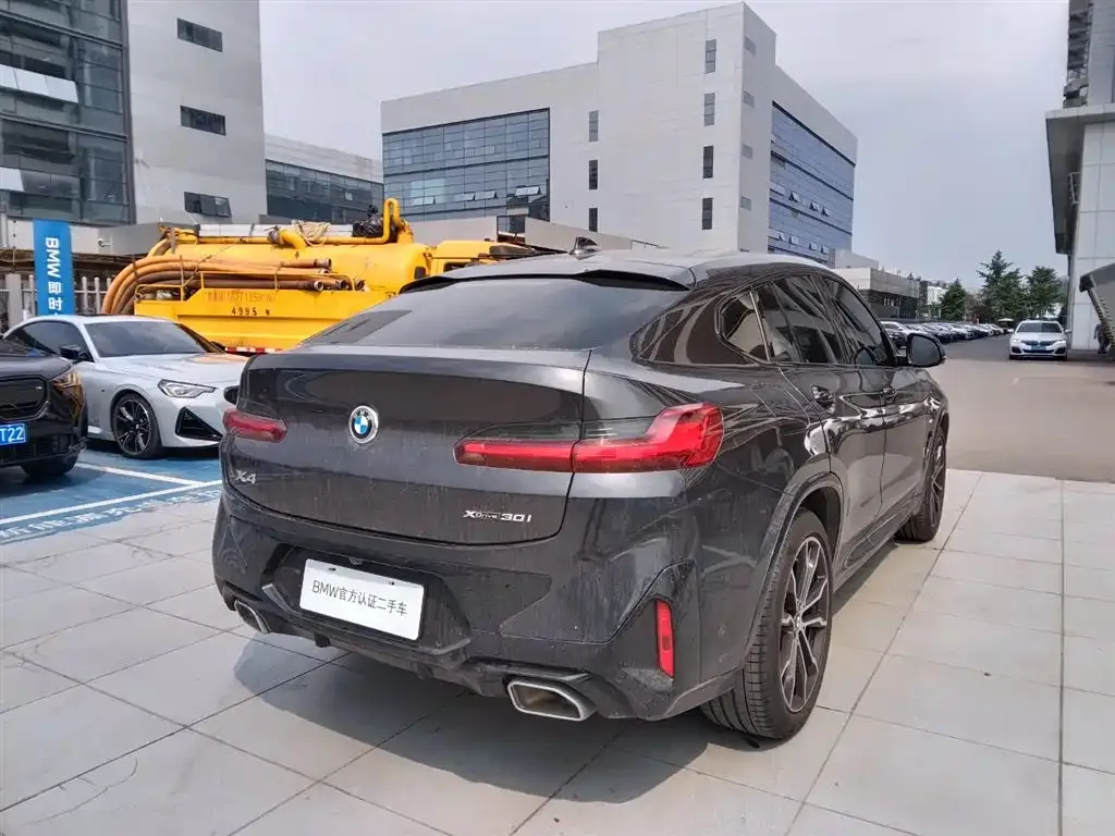 BMW X4 — фото 3