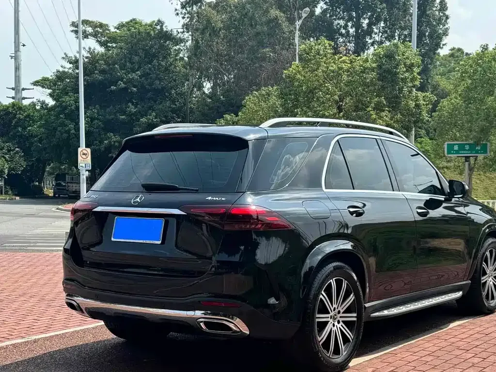 Mercedes-Benz GLE — фото 9