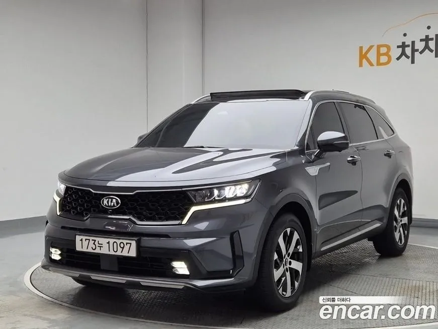 Kia Sorento — фото 1