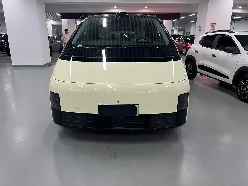 Li Auto MEGA — фото 6
