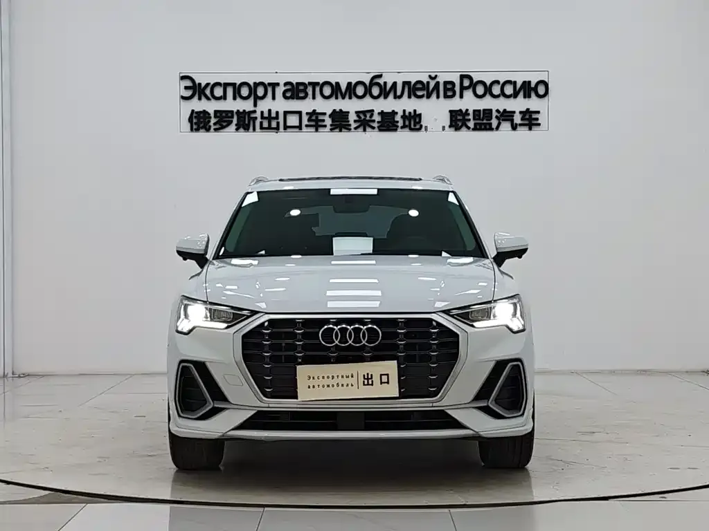 Audi Q3 — фото 5