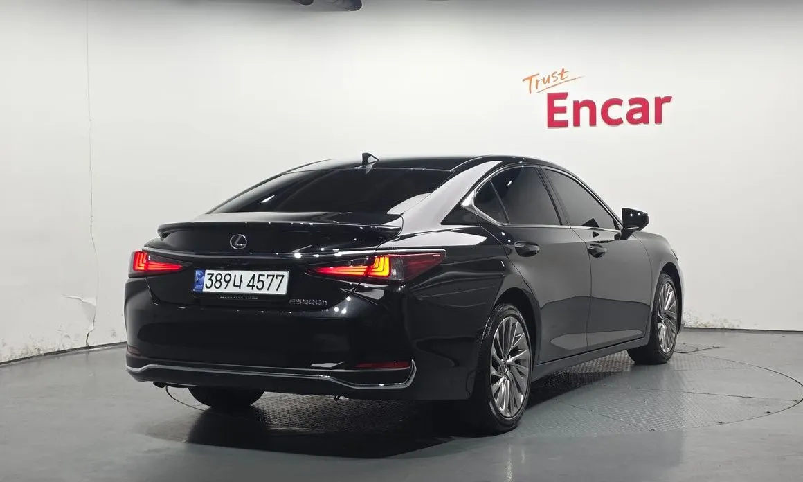 Lexus ES 2023 из KR, фото 7