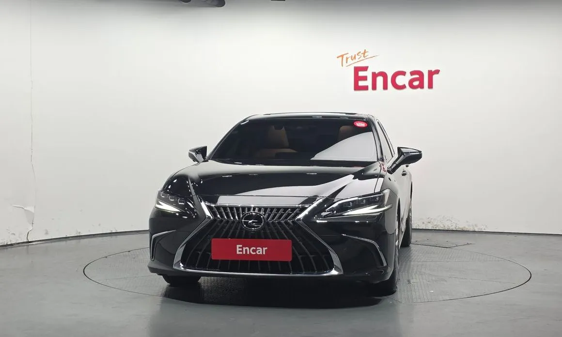 Lexus ES 2023 из KR, фото 8