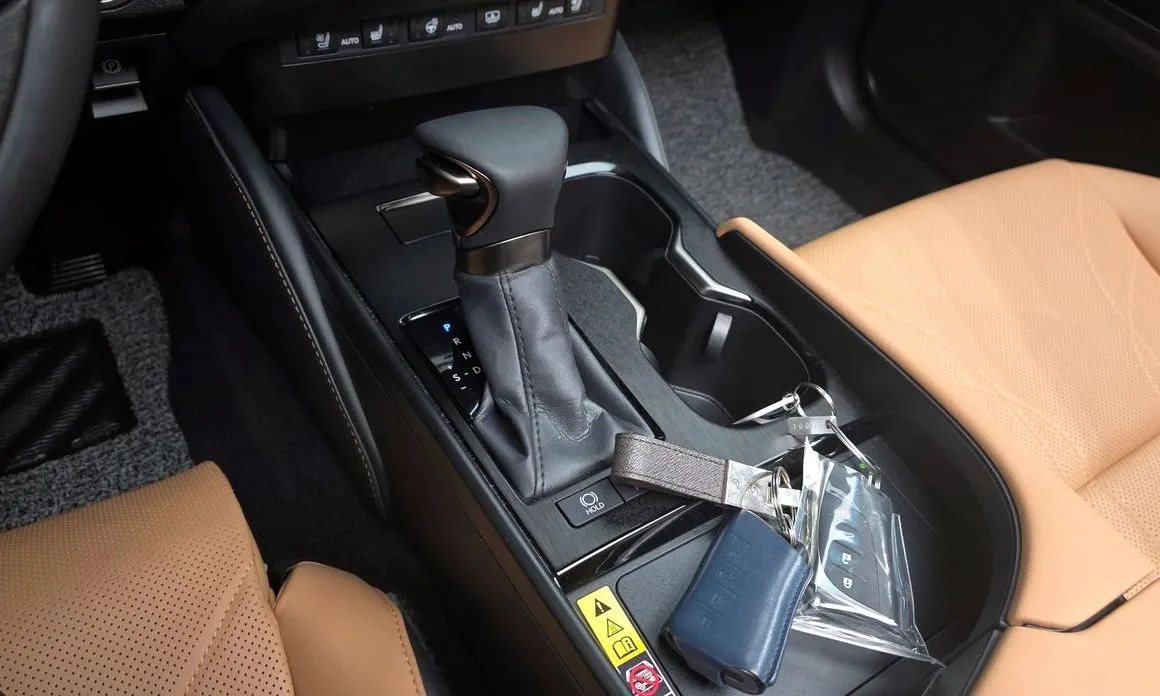 Lexus ES 2023 из KR, фото 9