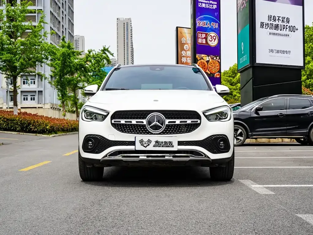 Mercedes-Benz GLA — фото 9