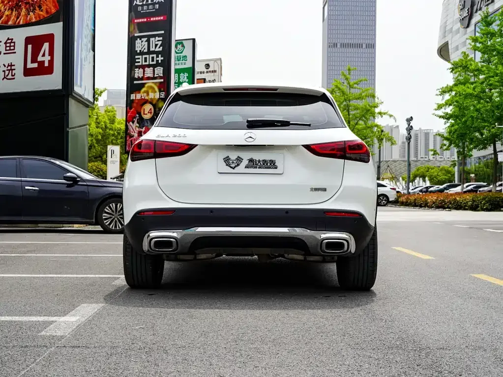 Mercedes-Benz GLA — фото 7