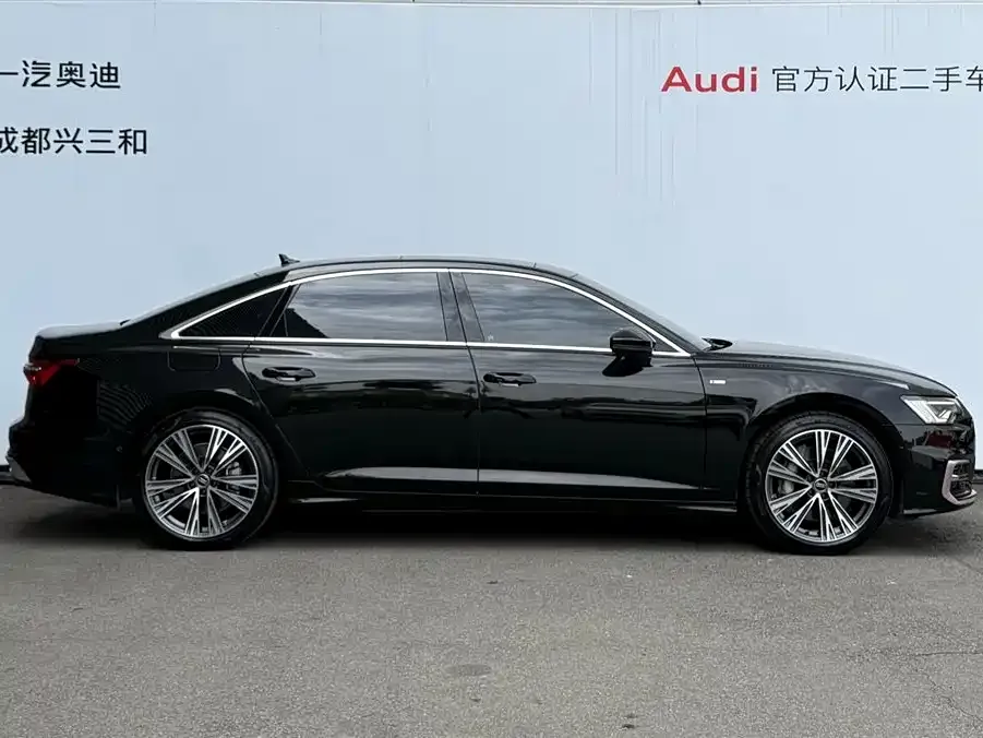 Audi A6L — фото 2