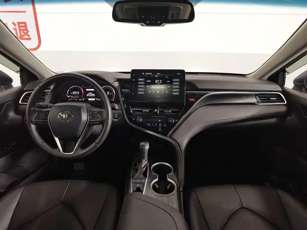 Toyota Camry 2023 из CN, фото 5