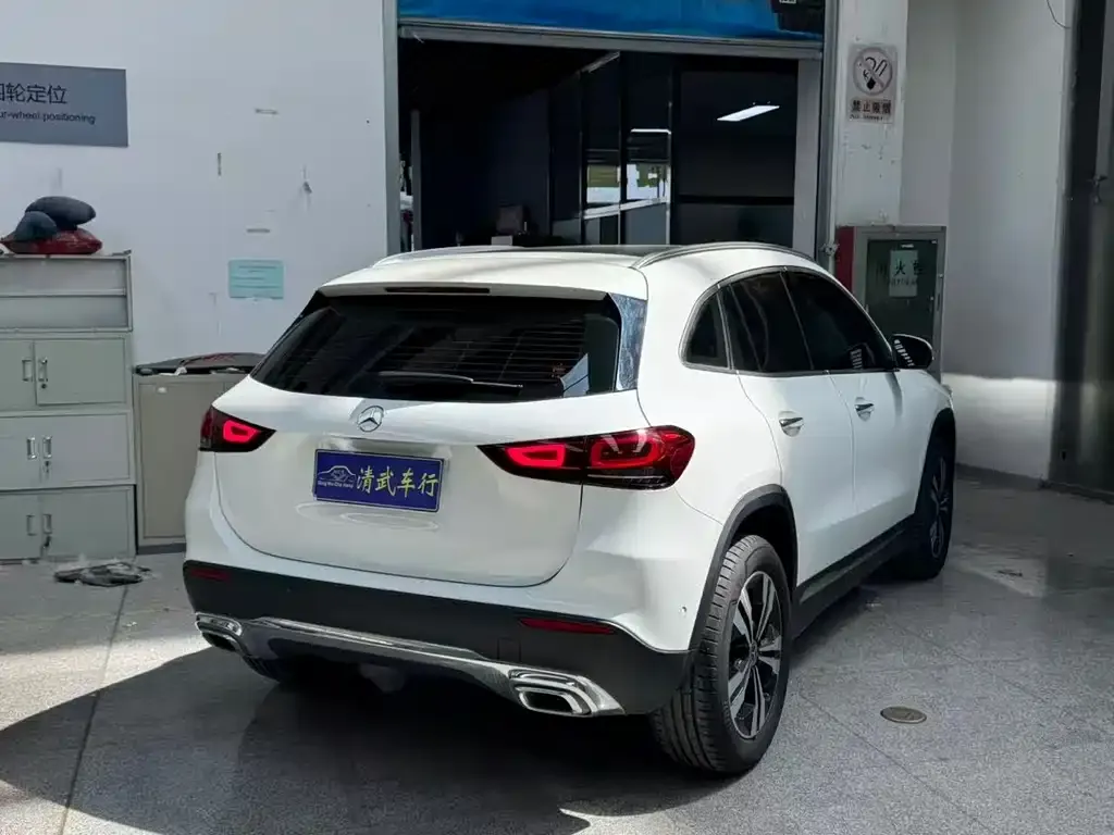 Mercedes-Benz GLA — фото 7