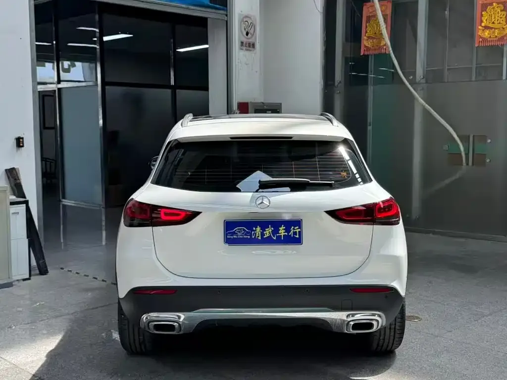 Mercedes-Benz GLA — фото 10