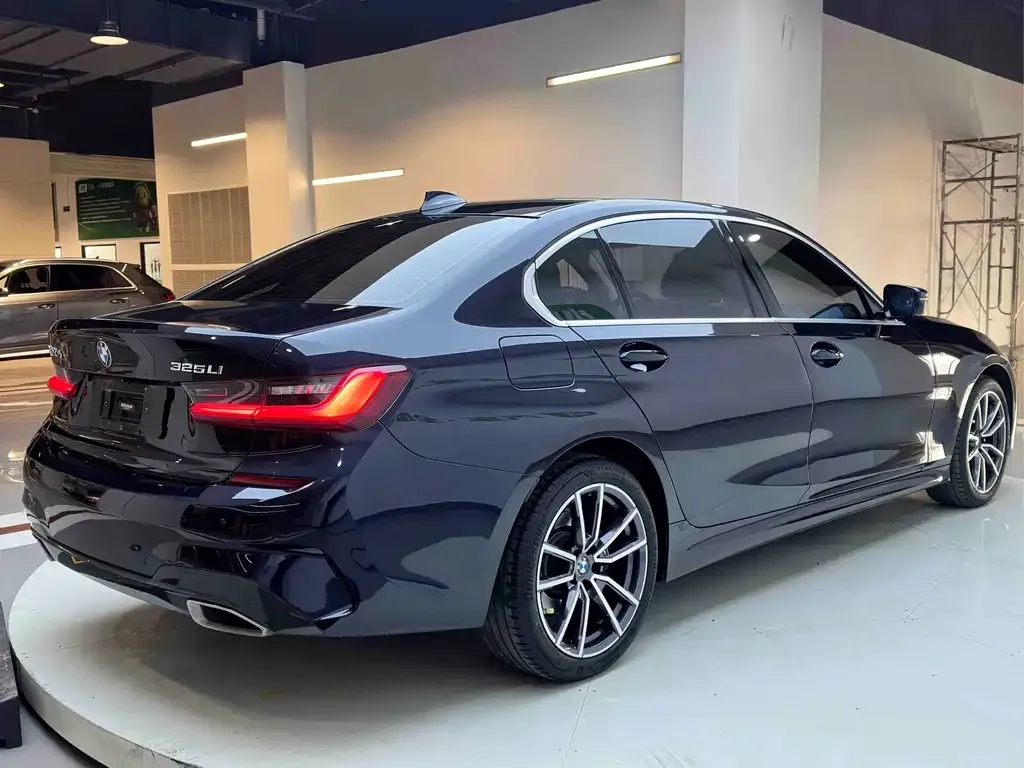 BMW 3 Series — фото 4