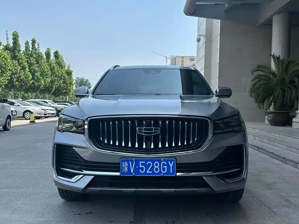 Geely Xingyue L — фото 6