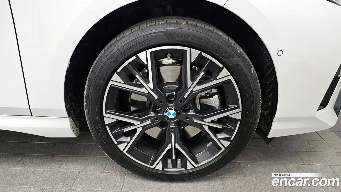 BMW 1-Series 2025 из KR, фото 10