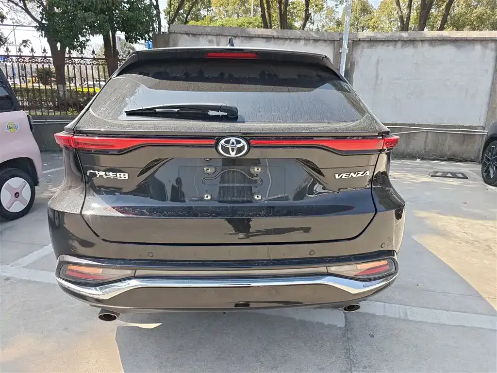 Toyota Venza — фото 9