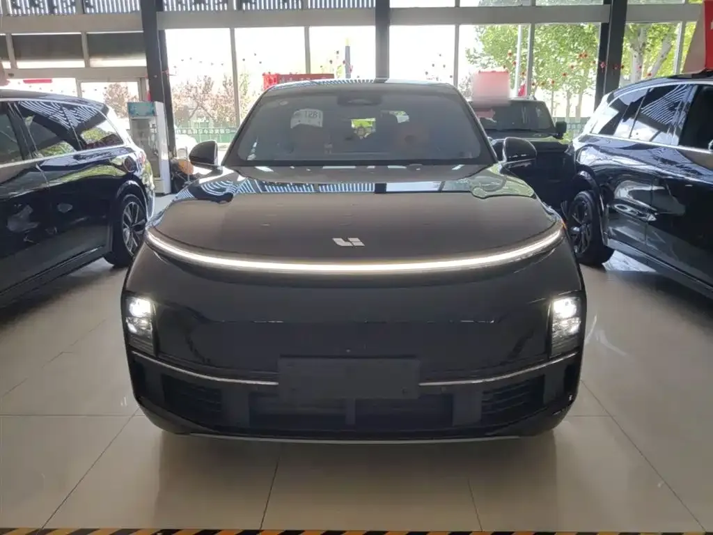 Li Auto L8 2024 из CN, фото 9
