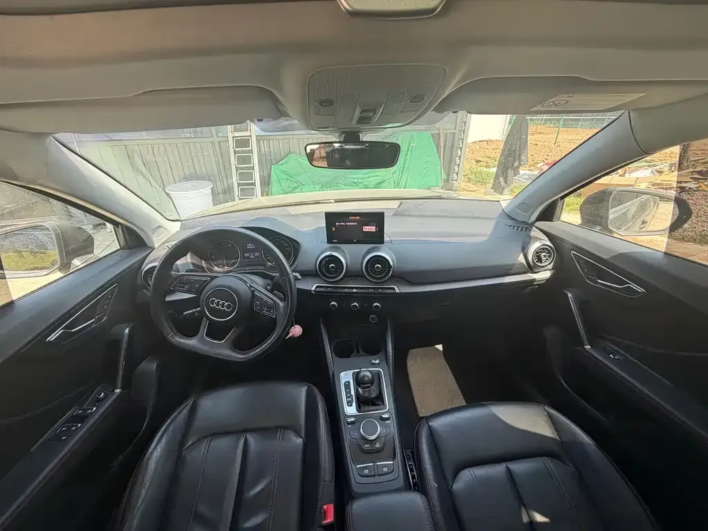 Audi Q2L 2023 из CN, фото 2