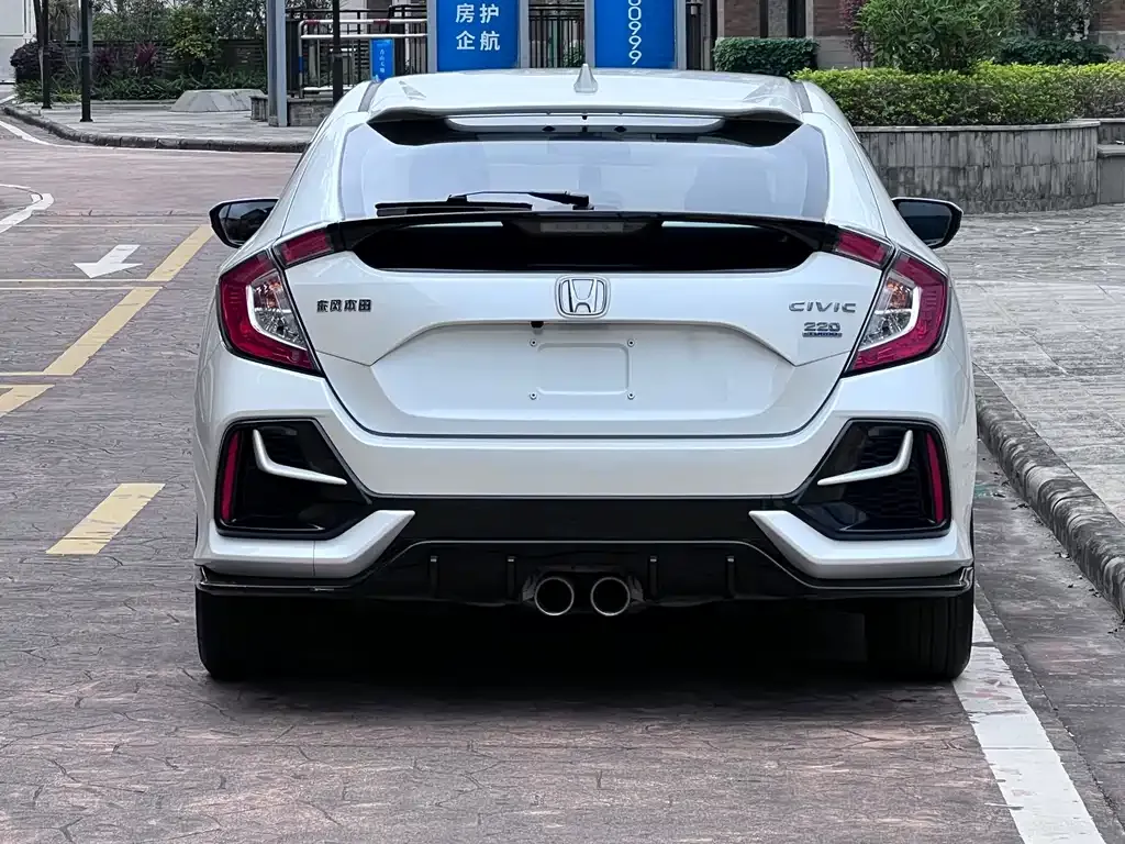 Honda Civic — фото 8