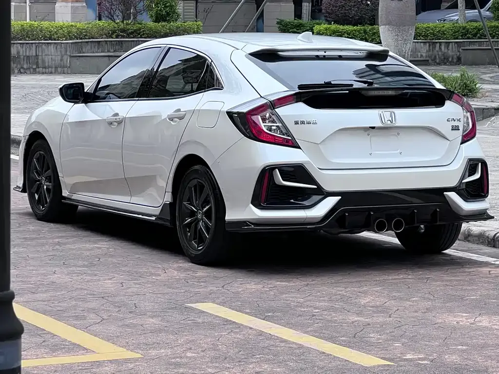 Honda Civic — фото 9