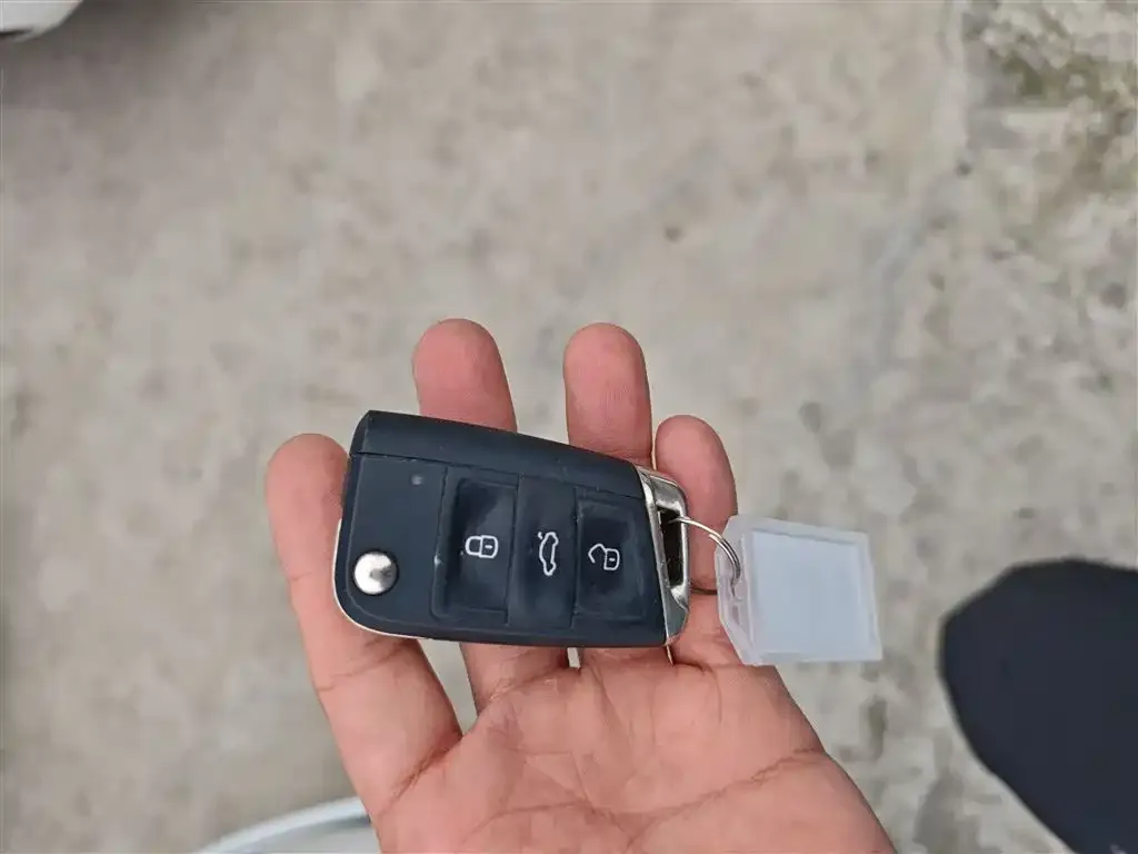 Volkswagen Lavida 2024 из CN, фото 3