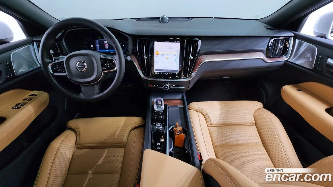 Volvo V60 2025 из KR, фото 6