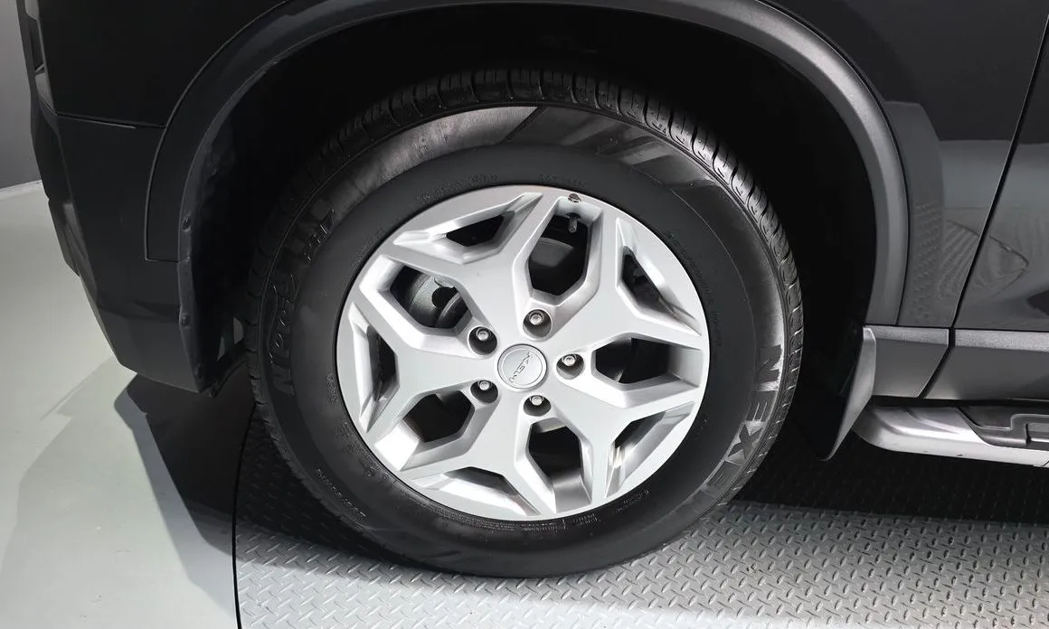 KG Mobility (Ssangyong) Musso 2025 из KR, фото 6