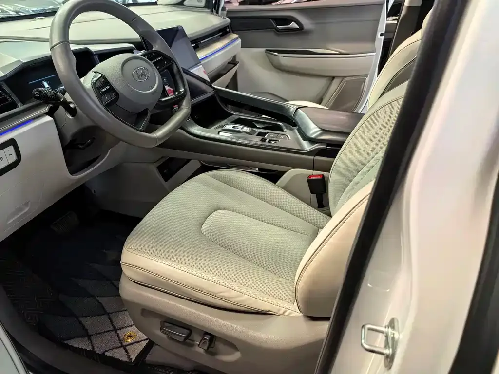Hyundai Custo 2022 из CN, фото 9