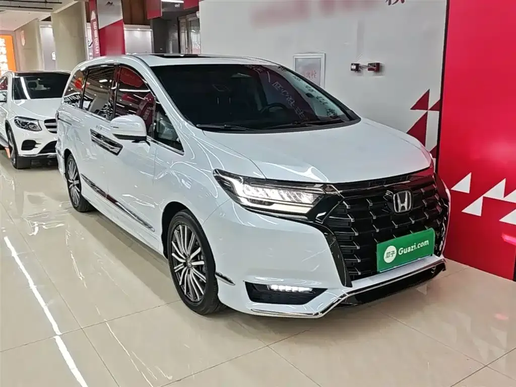 Honda Elysion — фото 10