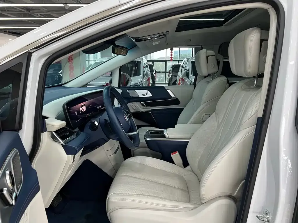Buick Century 2023 из CN, фото 8