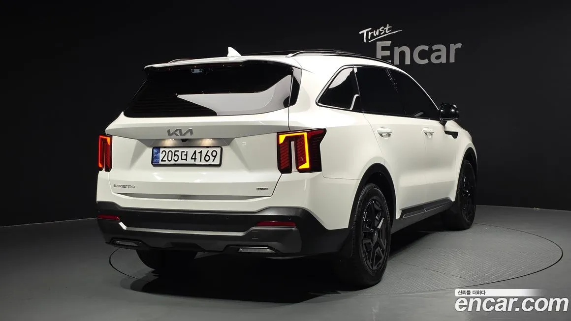 Kia Sorento — фото 4