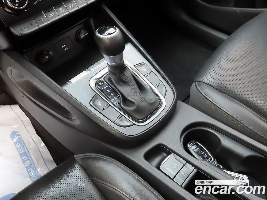 Hyundai Kona 2021 из KR, фото 4