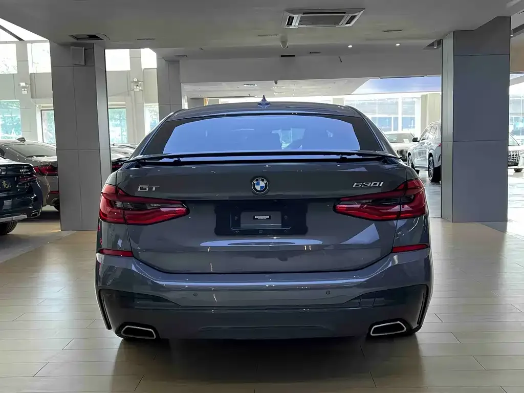 BMW 6 Series GT 2022 из CN, фото 5