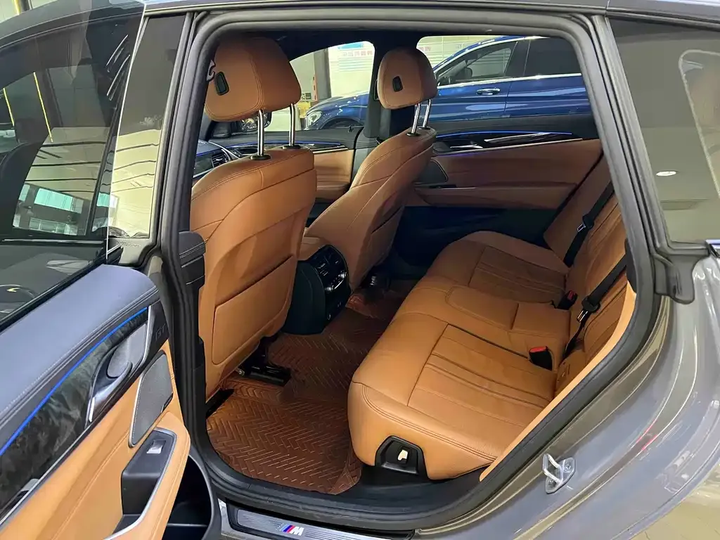 BMW 6 Series GT 2022 из CN, фото 10