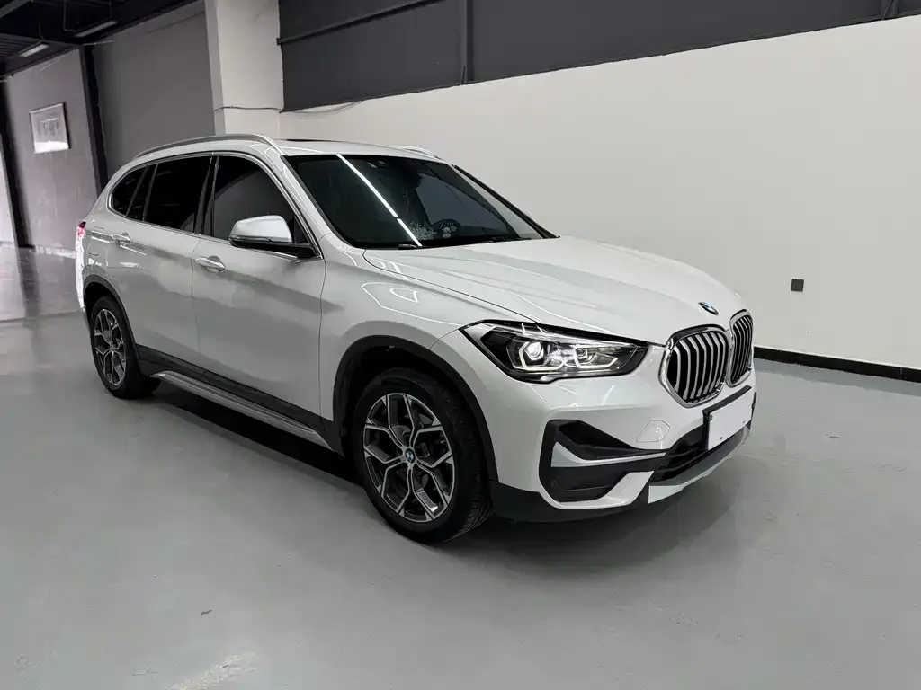 BMW X1 — фото 2