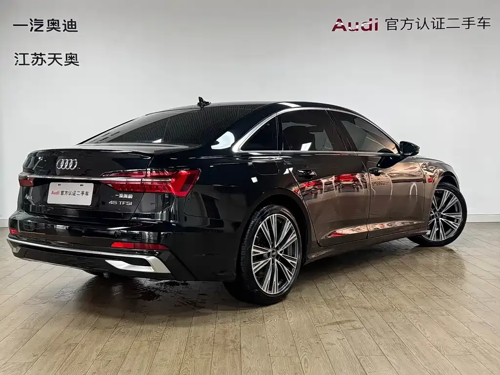 Audi A6L — фото 6