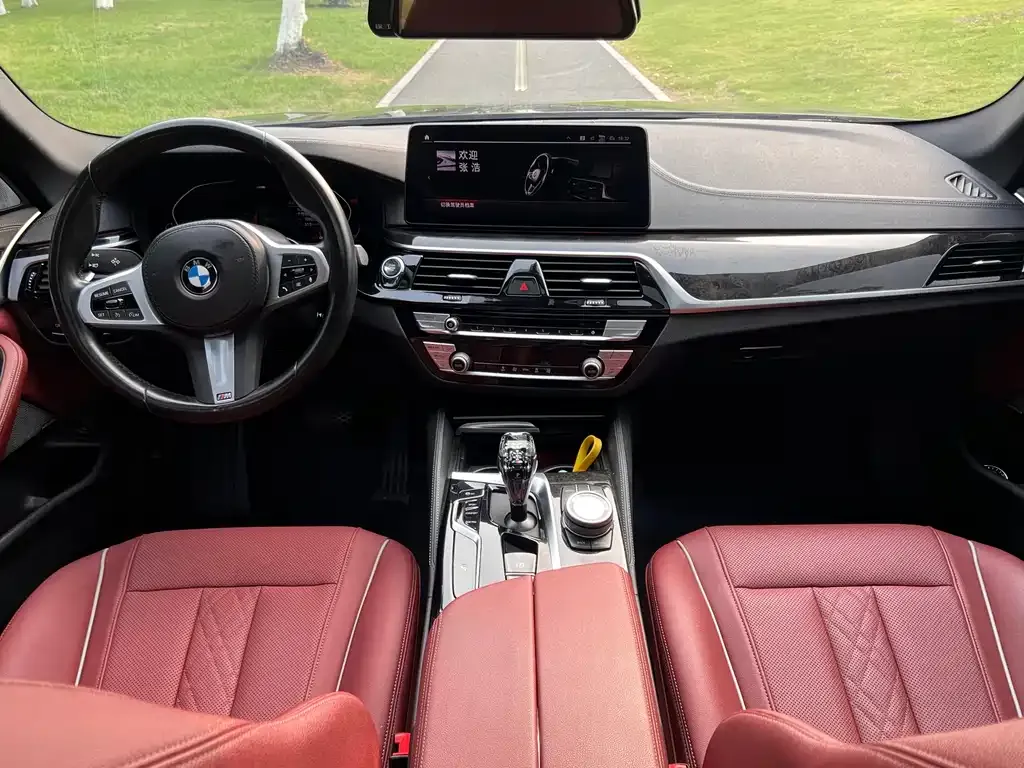 BMW 5 Series — фото 2