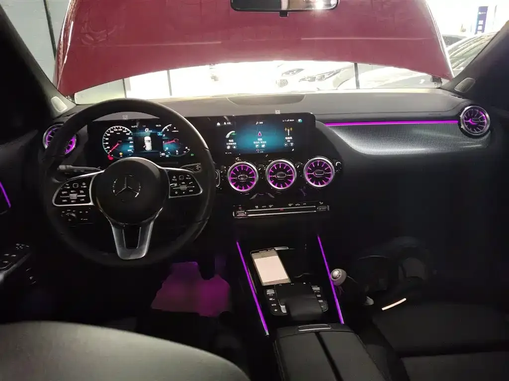 Mercedes-Benz GLA — фото 6