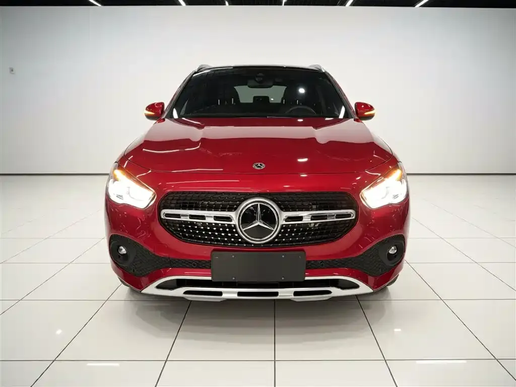Mercedes-Benz GLA — фото 7