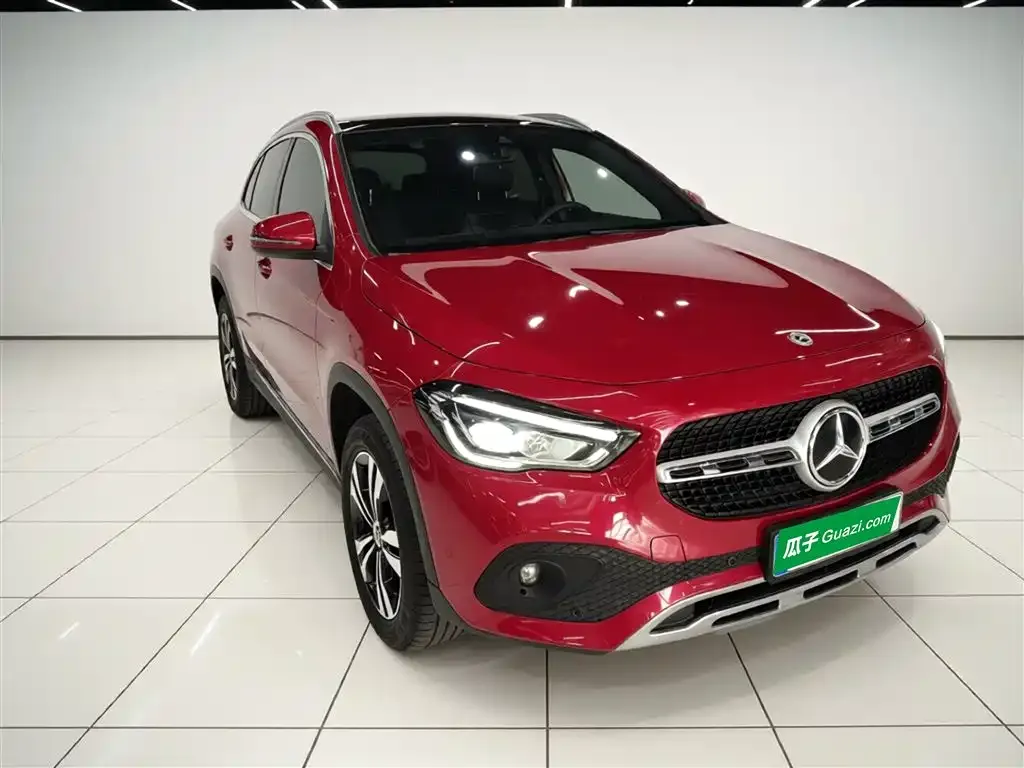 Mercedes-Benz GLA — фото 10