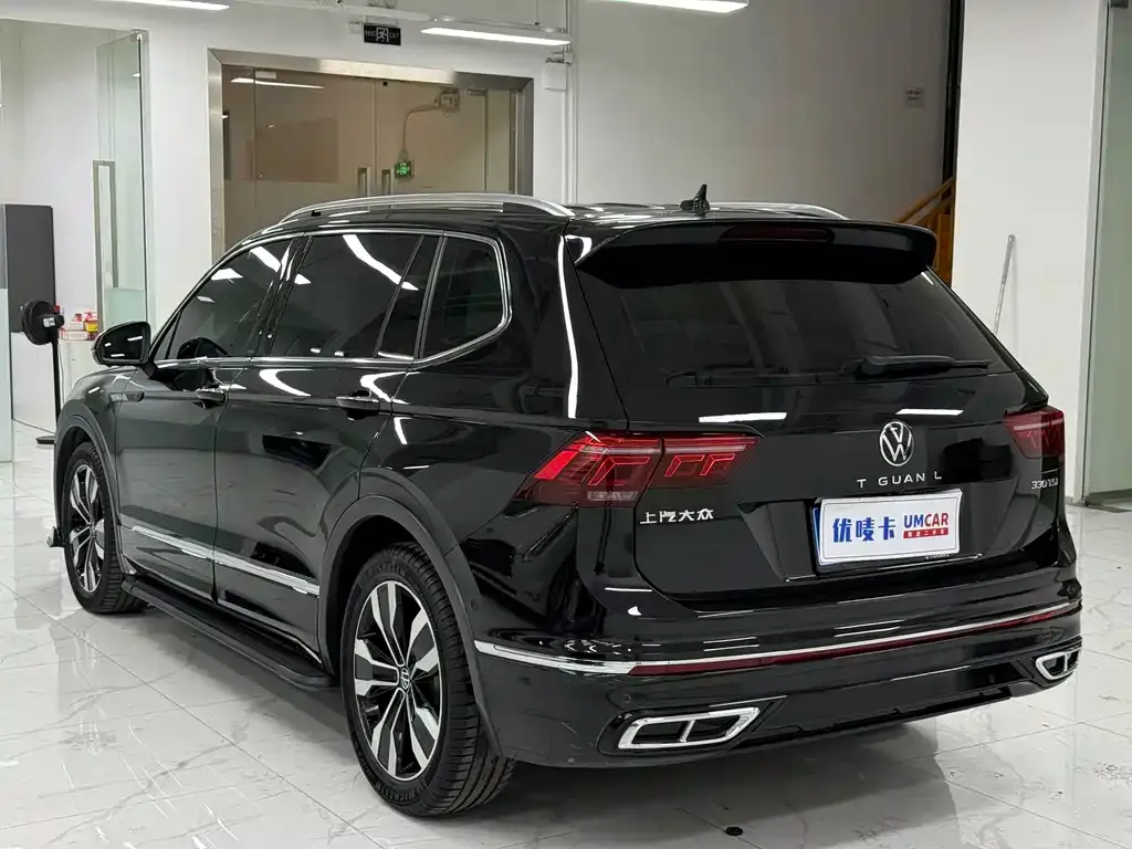 Volkswagen Tiguan L — фото 6