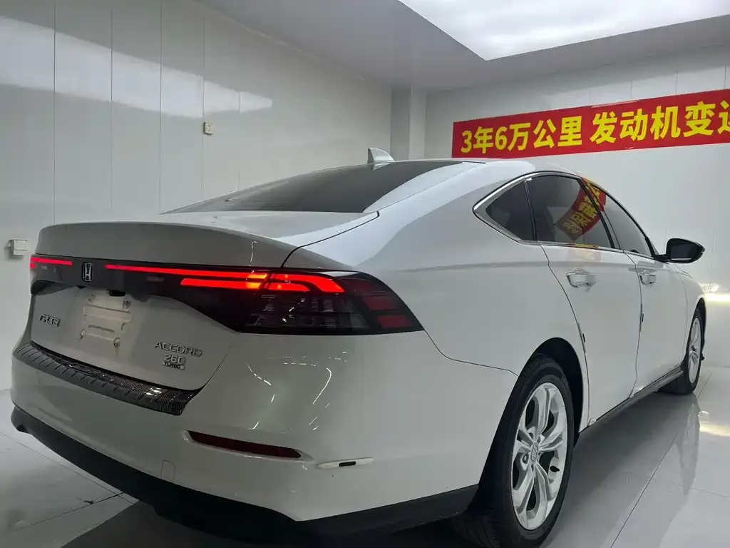 Honda Accord 2023 из CN, фото 5