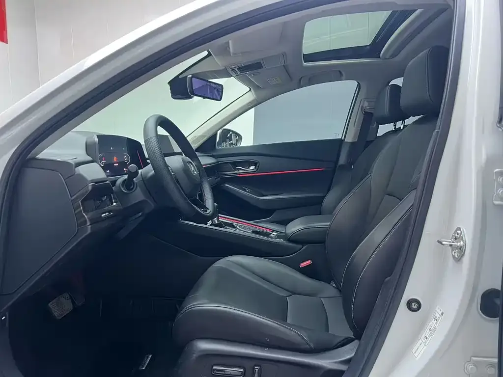 Honda Accord 2023 из CN, фото 9