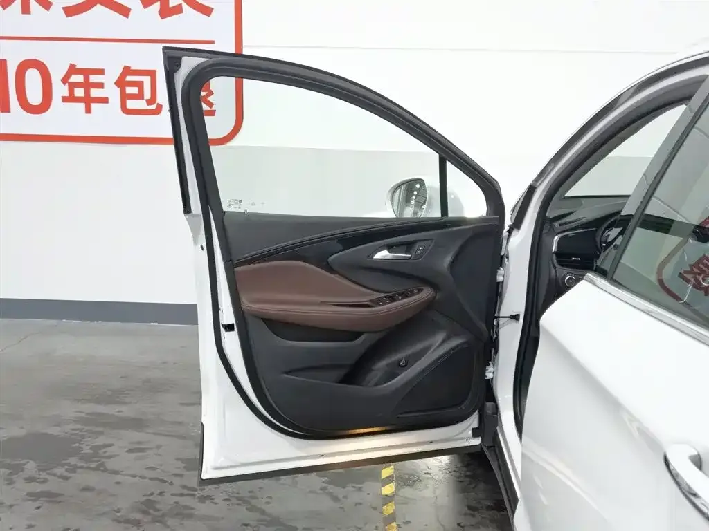 Buick Envision Plus 2021 из CN, фото 2