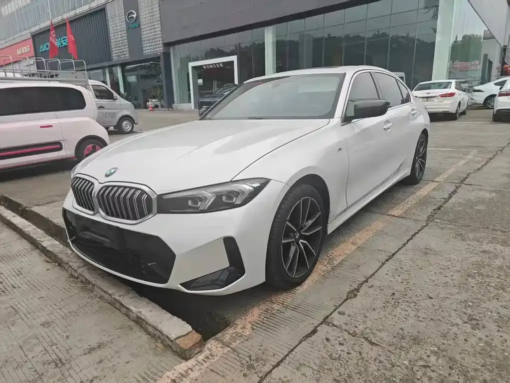 BMW 3 Series — фото 1