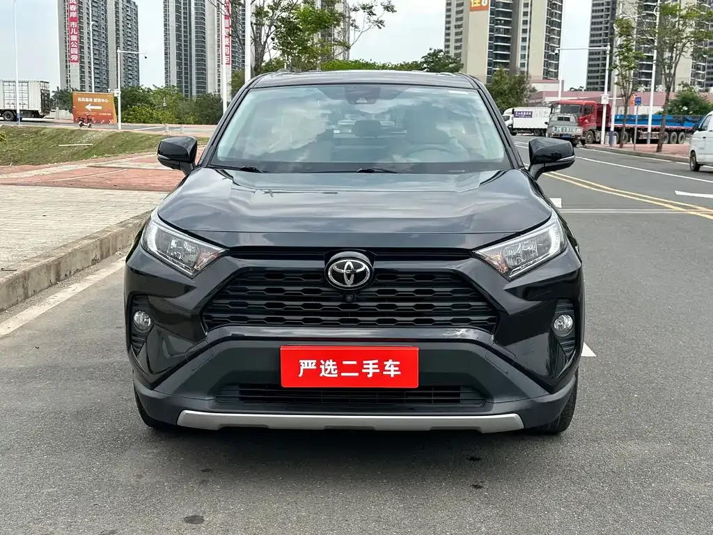 Toyota RAV4 2022 из CN, фото 5