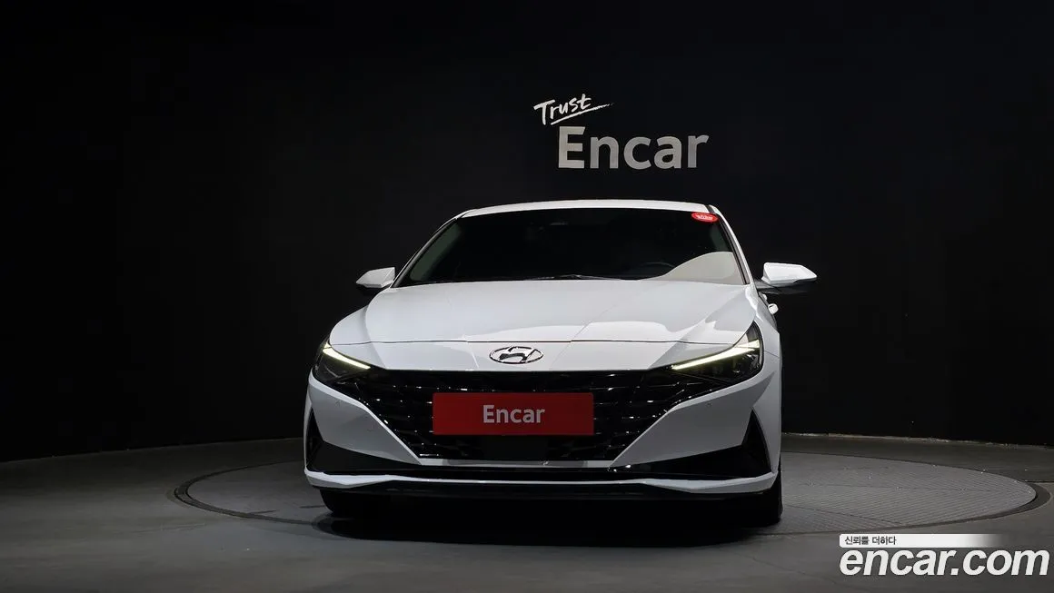 Hyundai AVANTE — фото 2